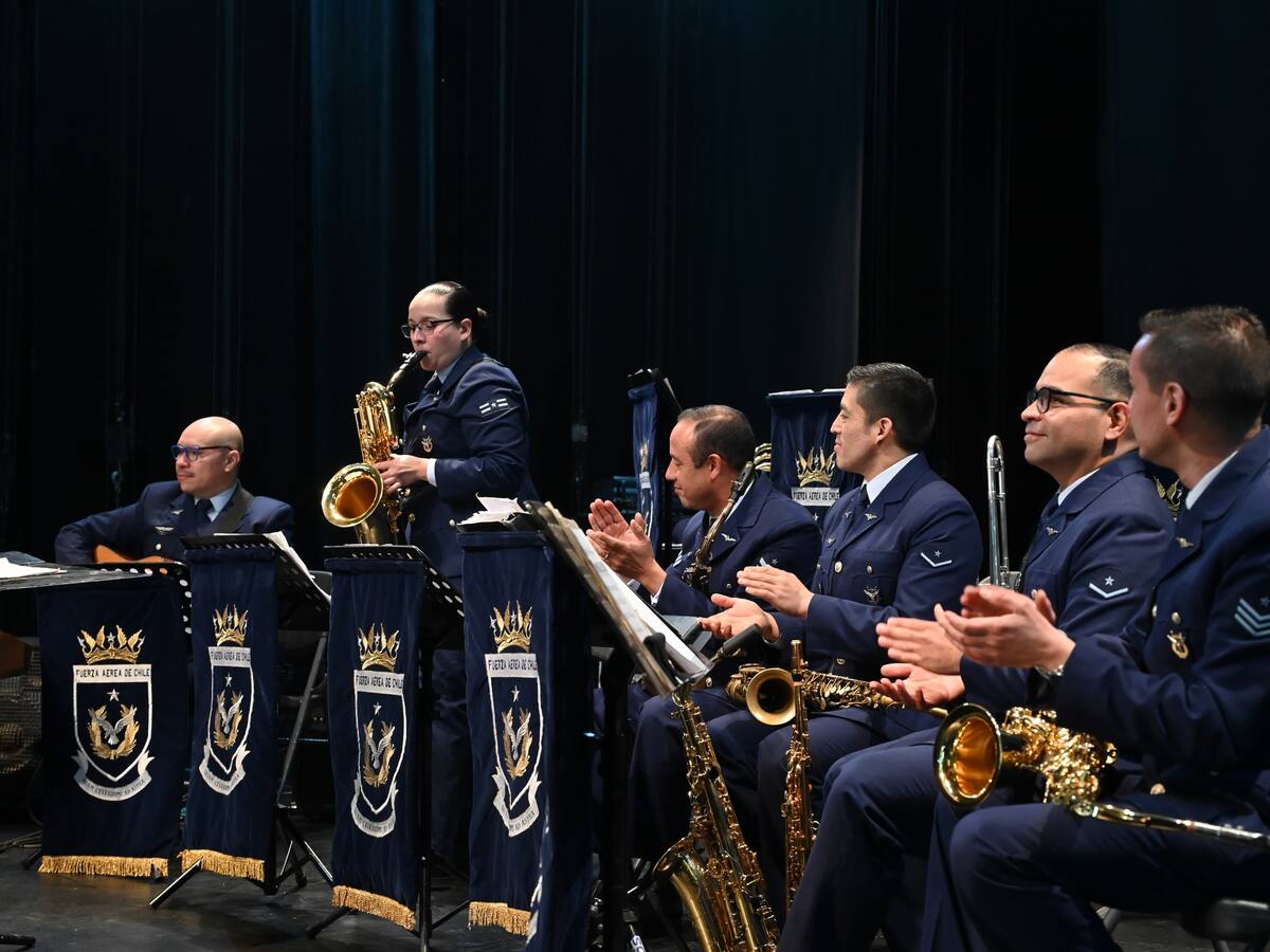 Big Band de la FACH realiza inédito concierto inclusivo para niños neurodivergentes