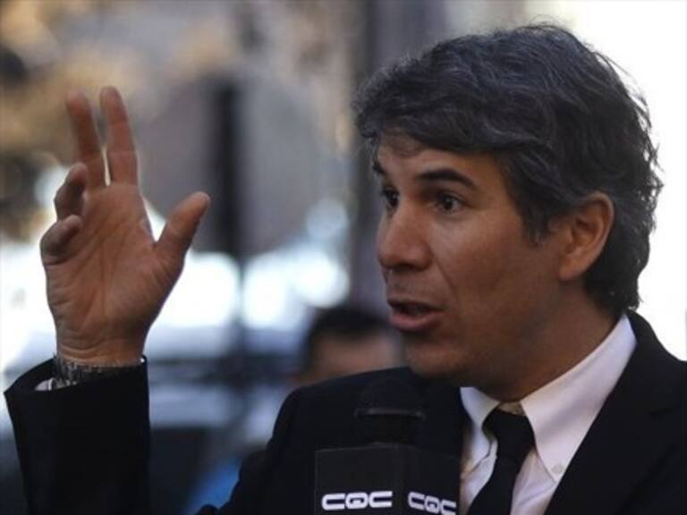 Prensa internacional repudia a Gonzalo Feito por pregunta machista en Festival de Cannes