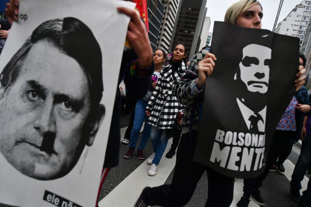 Manifestación en contra del ultraderechista Jair Bolsonaro en Brasil