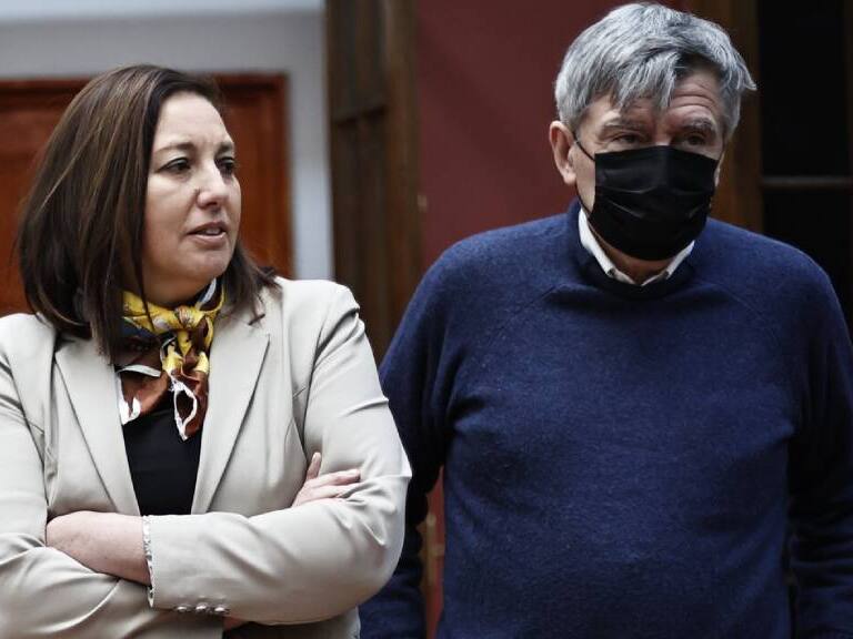 Presidenta del PS le habría pedido a Escalona que deje las negociaciones por listas al Consejo Constitucional