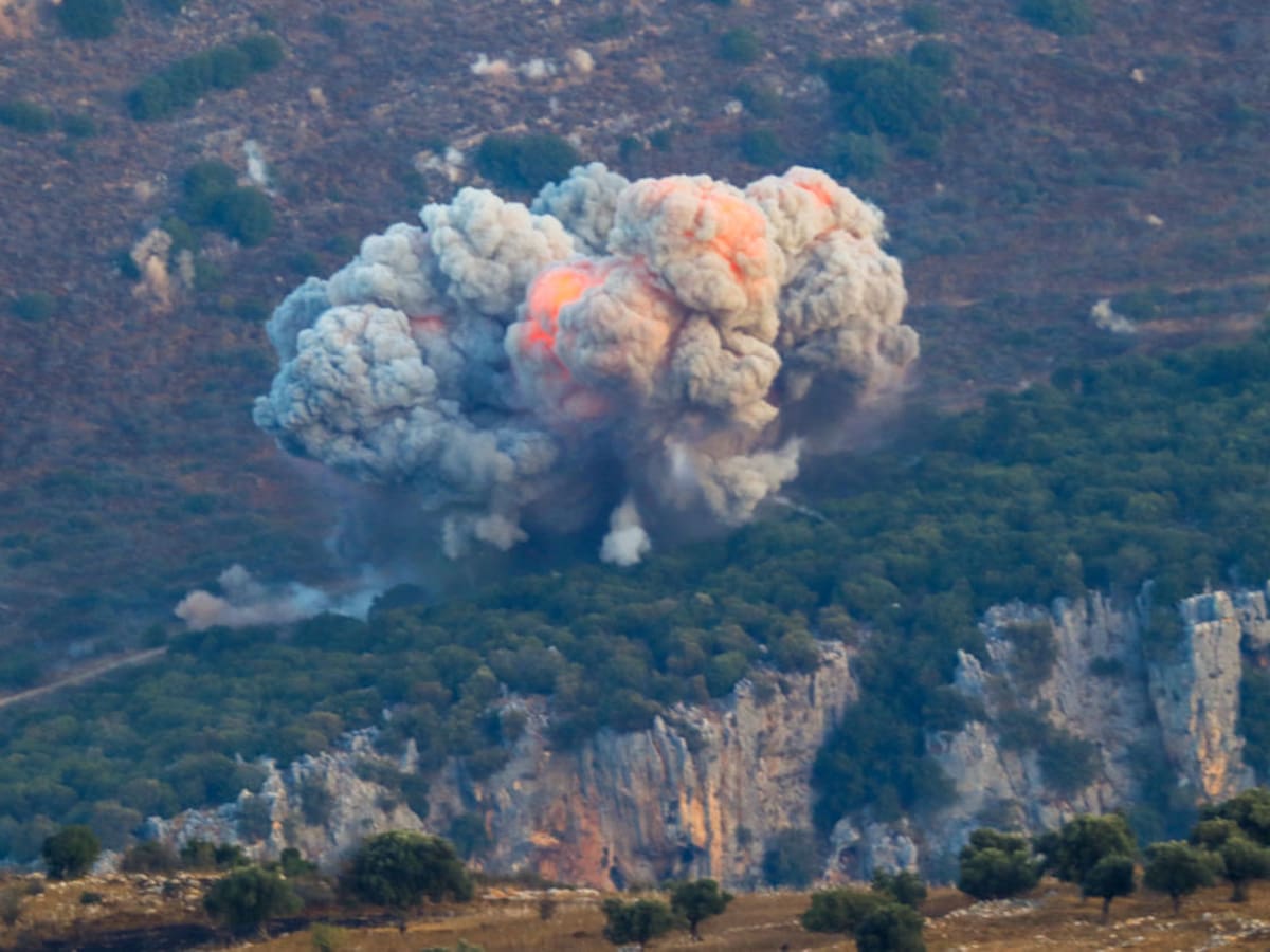 Crisis en Medio Oriente: Israel bombardea y corta principal paso humanitario en el Líbano