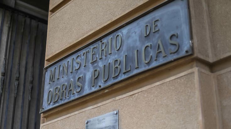 MOP anuncia cartera de inversión por US$ 15 mil millones: incluye Metro, trenes y obras públicas