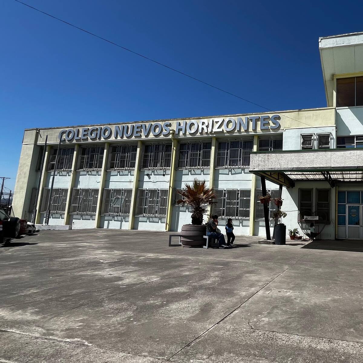 Detienen a mujer de 20 años por su participación en balacera al interior de colegio en San Pedro de La Paz
