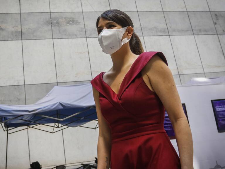 Subsecretaria Martorell por aglomeraciones en centros comerciales: «Si es necesario cerrar los mall, lo vamos a hacer»