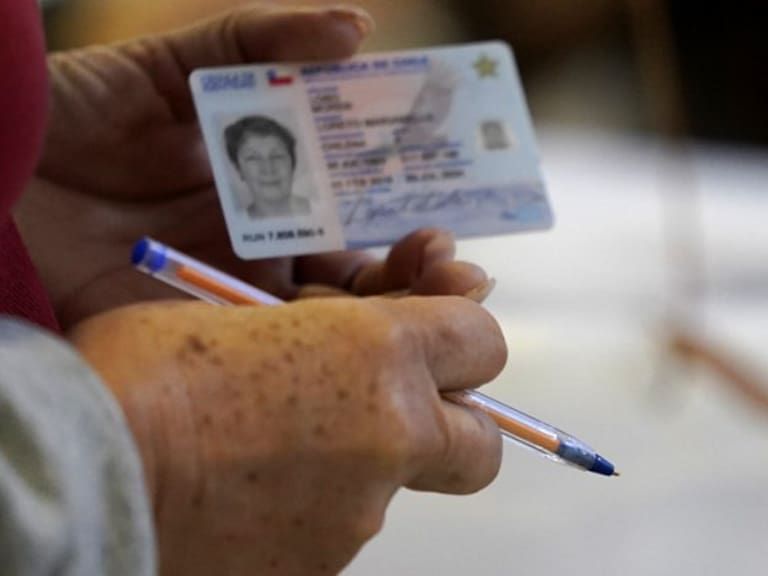 Gobierno anunció decreto para extender vigencia de cédulas de identidad vencidas