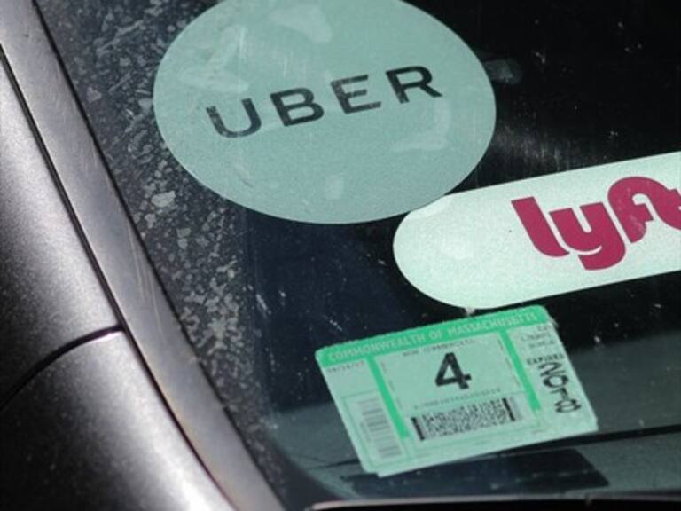 Multas y decomisos de vehículos de Uber y Cabify ya son más que los registrados en 2016