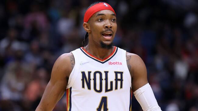 Tiro Devonte' Graham Pelicans
