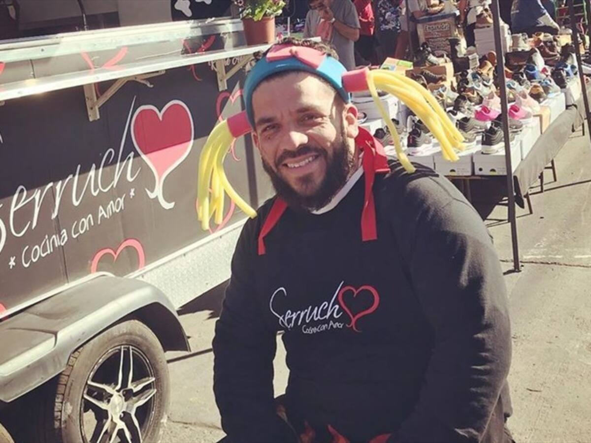Miguel «Serrucho» Valenzuela celebró su cumpleaños con desnudo en el mar