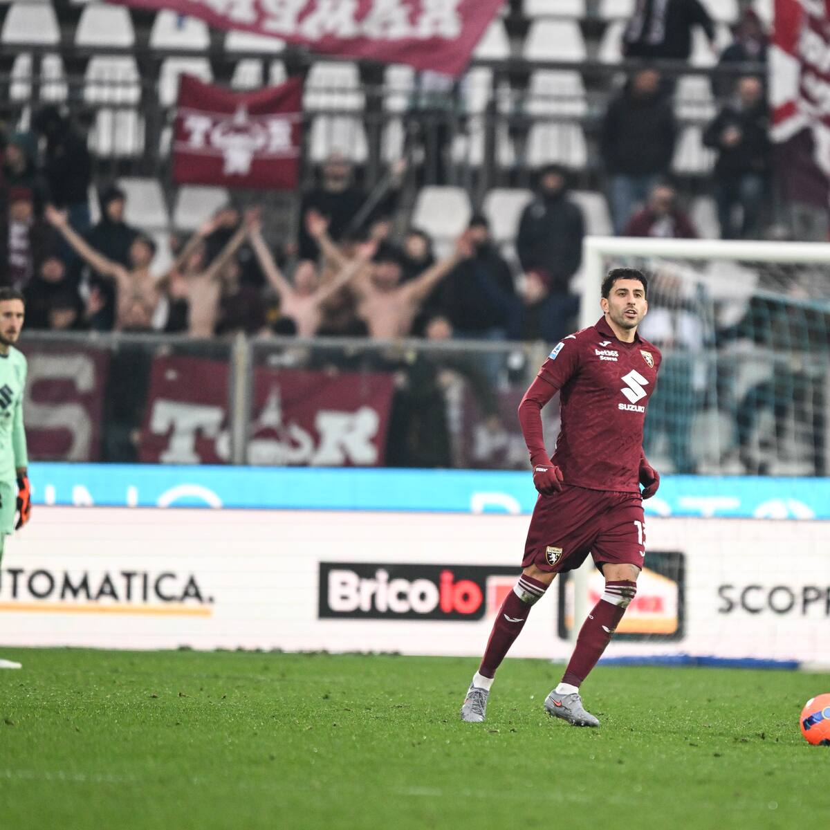 El grave error de Maripán en la goleada que sufrió el Torino en Serie A: peligran con el descenso