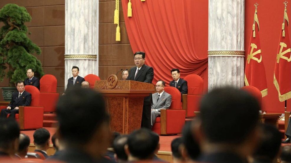 Kim Jong-un reapareció para hablar de la escasez de alimentos