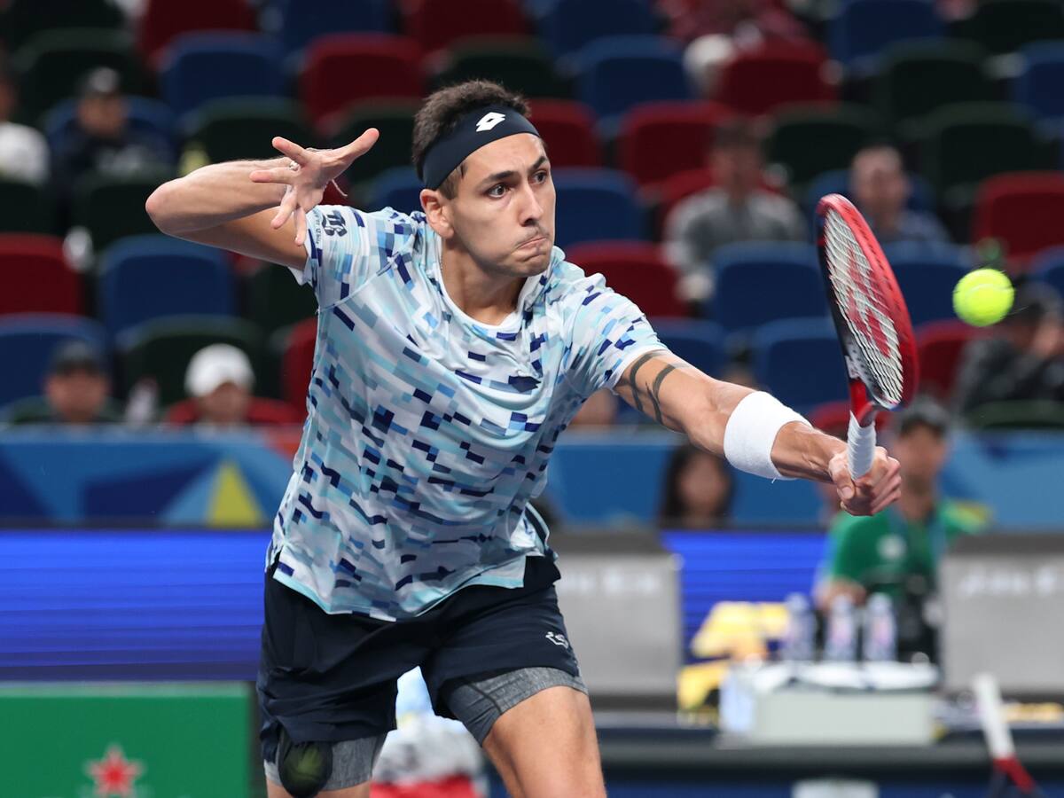 Alejandro Tabilo demostró su categoría ante el 114 del mundo y avanzó a cuartos de final en el ATP de Almaty