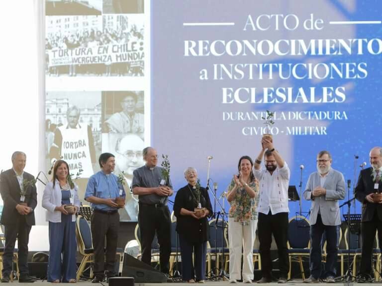 «¿Podemos llegar al acuerdo que DD.HH. y seguridad van de la mano?»: Presidente Boric aborda debate por la Ley Nain-Retamal