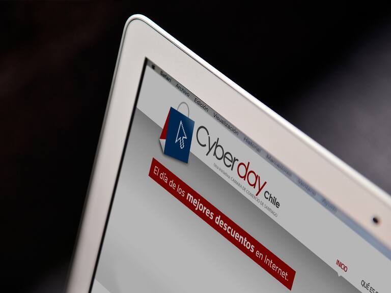 Experto en educación financiera entregó tips para el CyberDay: «A veces la oferta puede ser muy buena pero los intereses te comen el descuento»