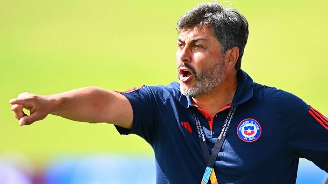 José Letelier deja su cargo en manos de la ANFP tras no clasificar al Mundial Femenino con Chile: "Los resultados son los que mandan"