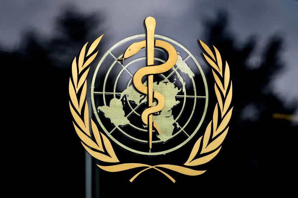 Logo de la OMS en su sede de Ginebra