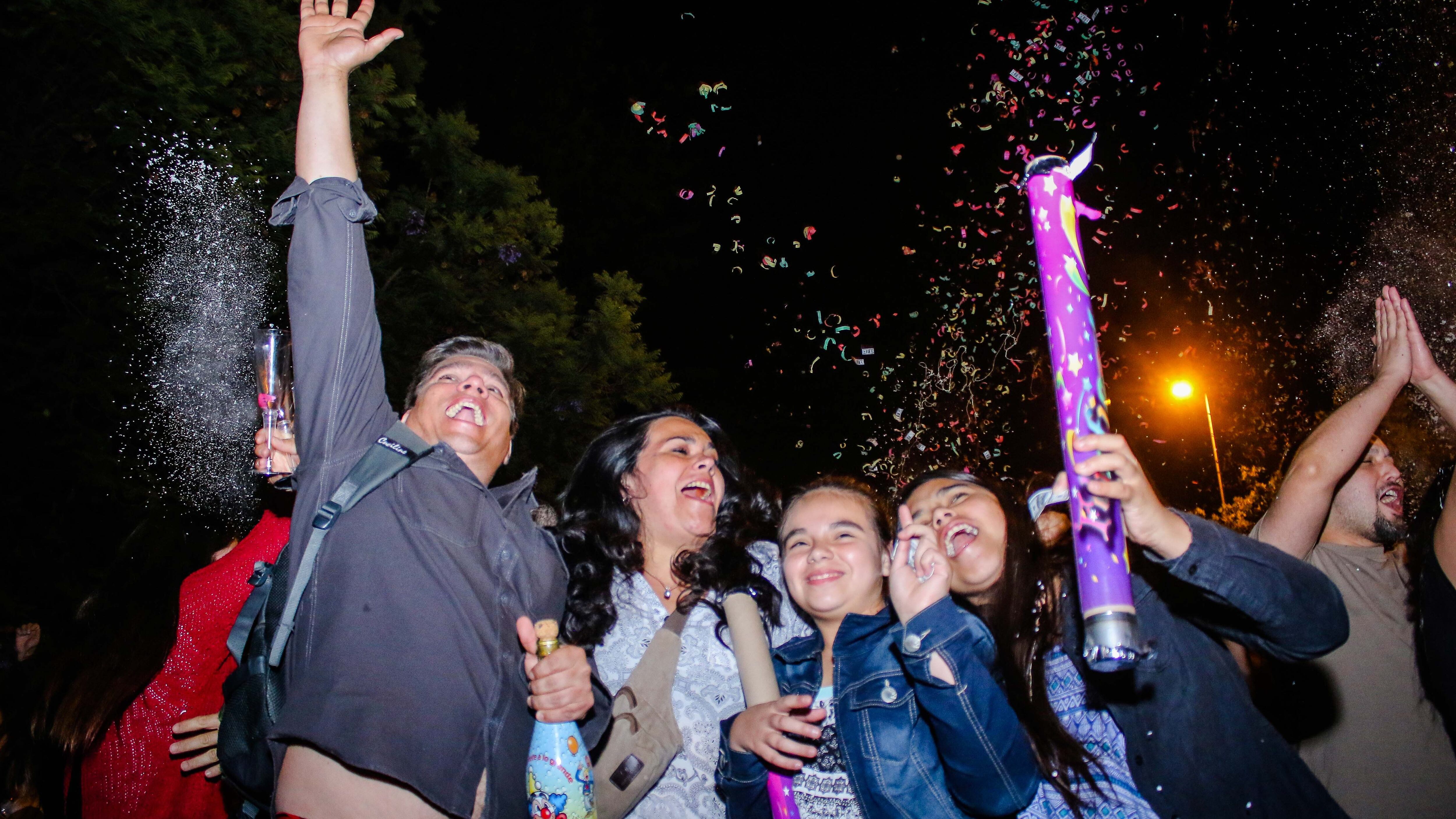 1 de ENERO del 2019/SANTIAGOLa Torre Entel realiza el tradicional show de fuegos artificiales para celebrar la llegada del nuevo año
FOTO: HANS SCOTT /AGENCIAUNO