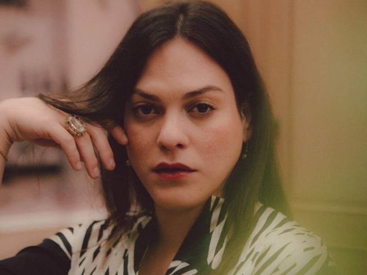 Daniela Vega está de cumpleaños y compartió profunda reflexión junto a foto de su adolescencia