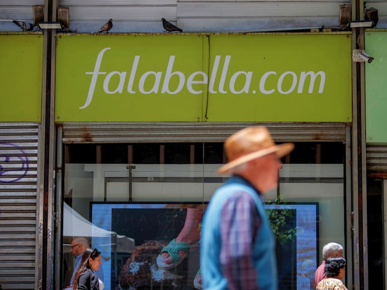 Revelan el millonario sueldo que recibió el presidente de Falabella en 2025: una cifra “fuera de serie”