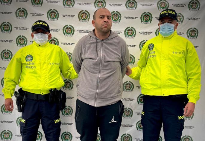 Dayonis Junior Orozco Castillo tras ser capturado en Colombia.