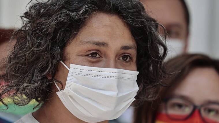 28 de diciembre 2021/SantiagoLa Diputada electa Jeniffer Mella de disidencias sexuales ofrecen punto de prensa en la conveción constituyente
FOTO: KARIN POZO/AGENCIAUNO