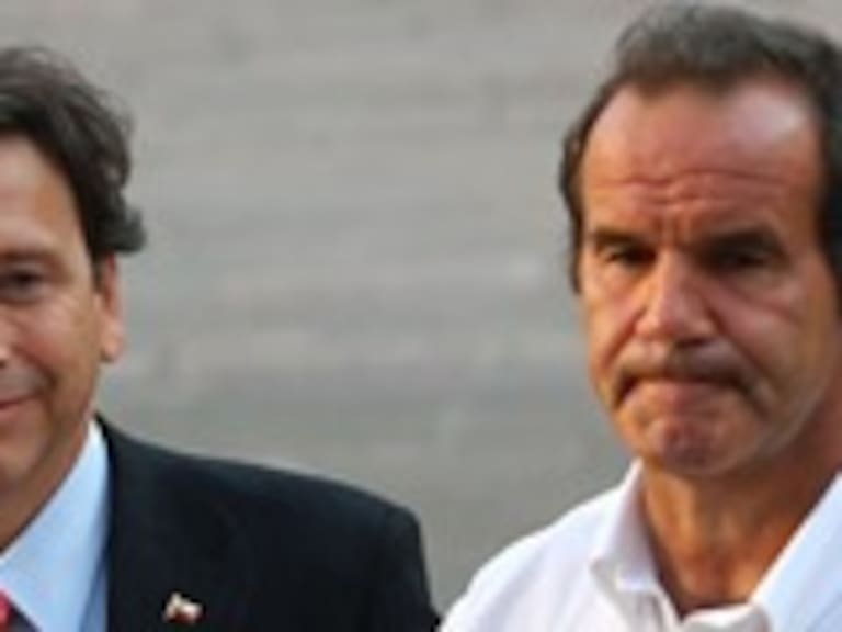 Golborne y Allamand subrayaron necesidad de realizar primarias en la Alianza