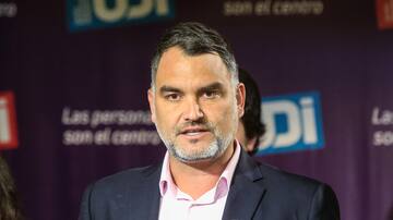 Confirman que el senador Javier Macaya será testigo en el juicio oral contra su padre por abuso sexual reiterado