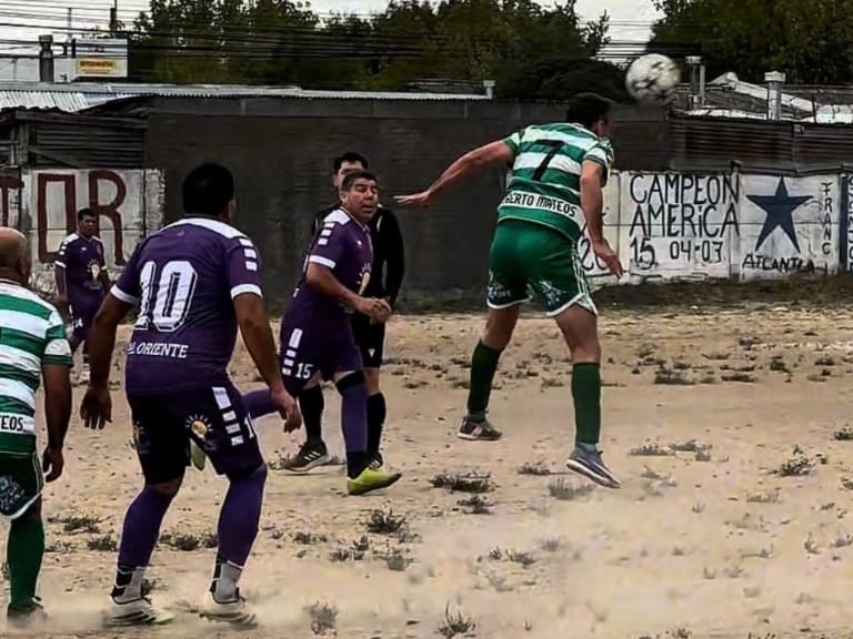 “Acá somos todos iguales”: alcalde destaca como parte de plantel de fútbol amateur senior