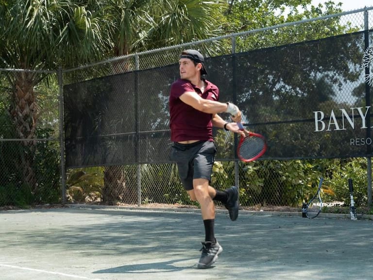 La historia del primer tenista chileno que volvió a la actividad