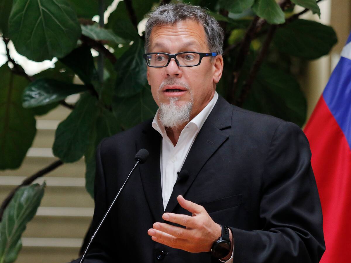 Comando de Jara critica constantes emplazamientos del Presidente Boric a Kast: “Distrae de lo principal”