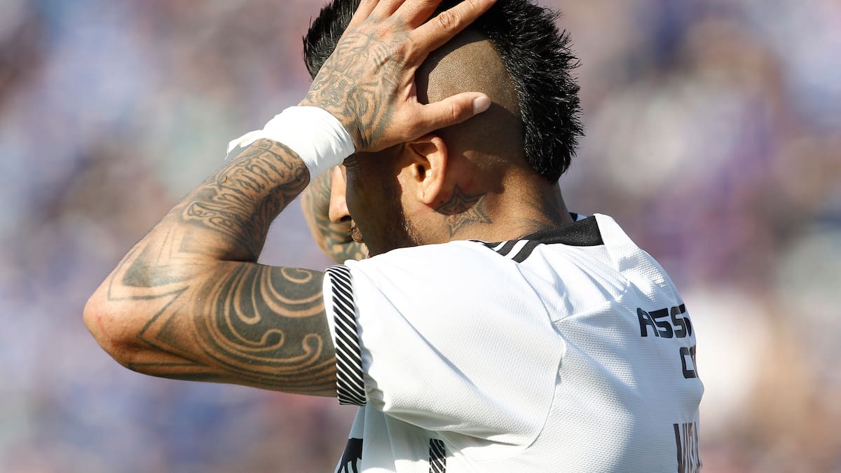 Vidal se equivoca: última medición indica que menos del 50% de los encuestados es hincha de Colo Colo