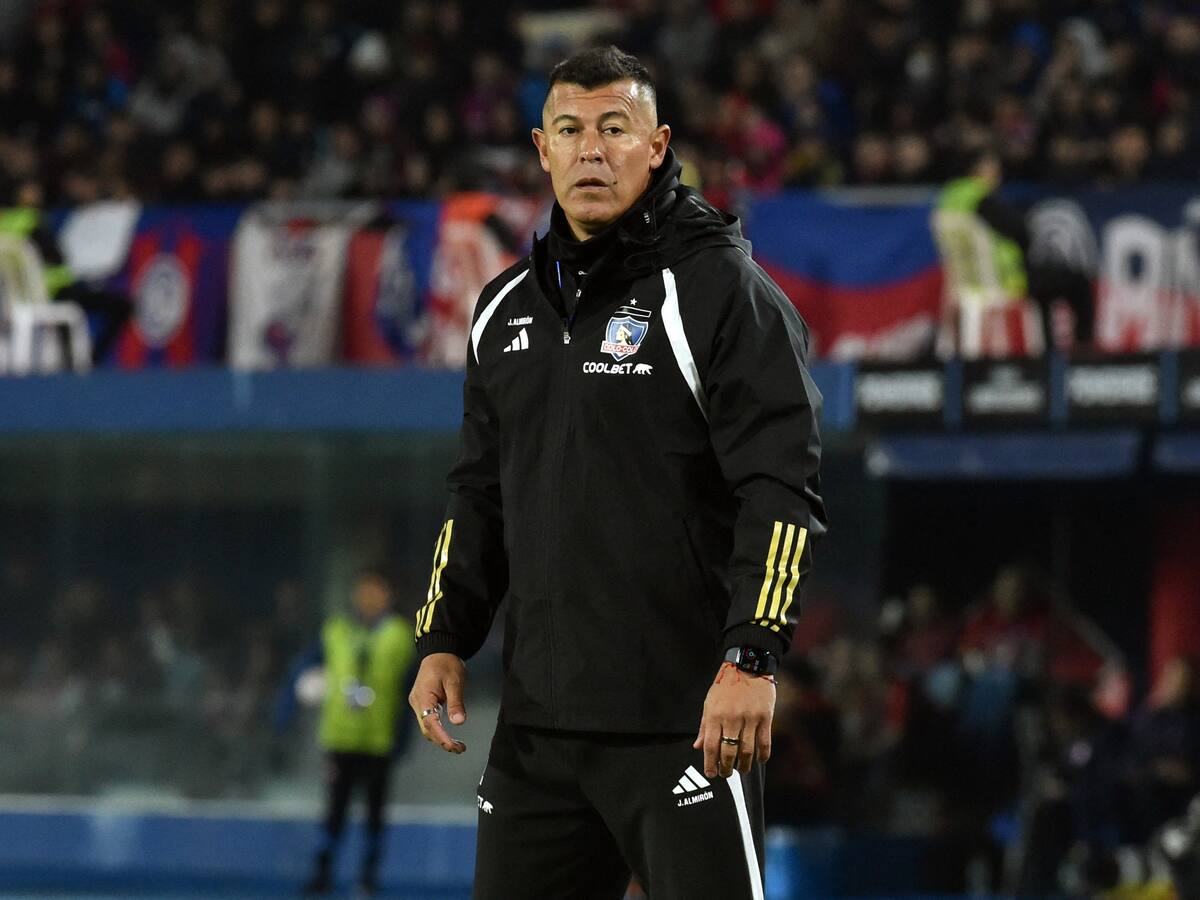 Aníbal Mosa elogia a Jorge Almirón tras avanzar en Copa Libertadores: “Demostró los pergaminos que tiene para jugar estos partidos”