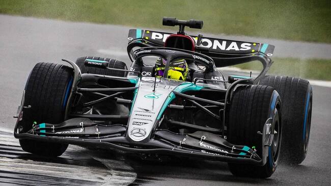 Así luce el W15 de Mercedes para la temporada 2024