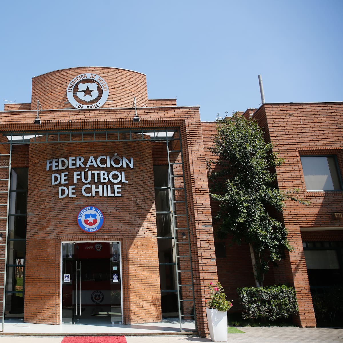 Club del fútbol chileno sufre nueva resta de puntos y pierde el liderato: sentencia oficial de la ANFP