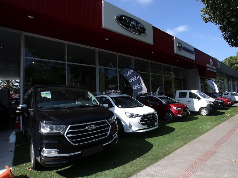 Experto en deudas advierte: “Cuando adquieres un vehículo y dejas de pagar, pasarán 3 o 4 meses...”