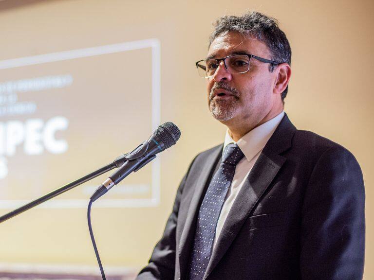 Ministro Flavio Salazar - Ciencia y Tecnología