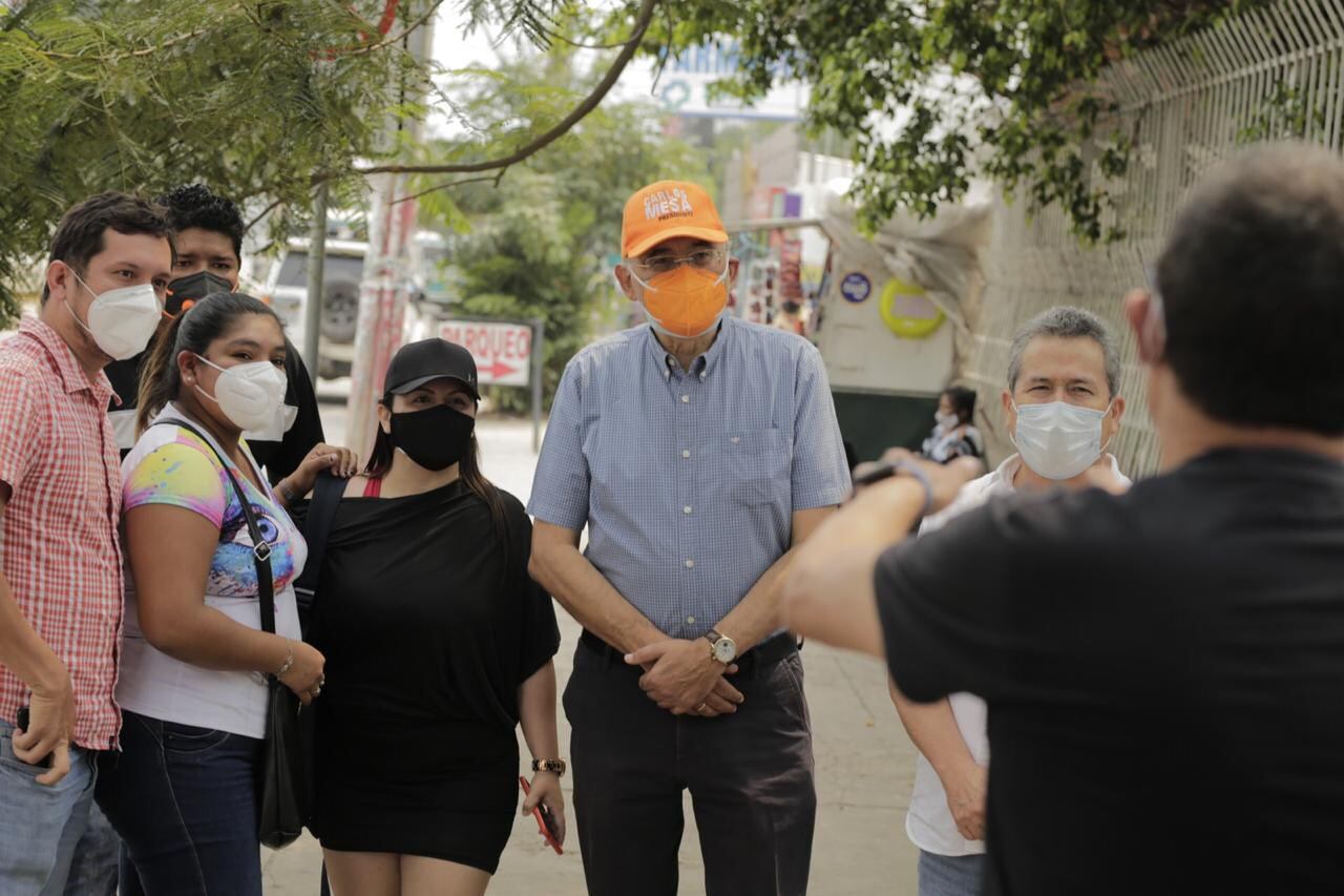 El candidato Carlos Mesa