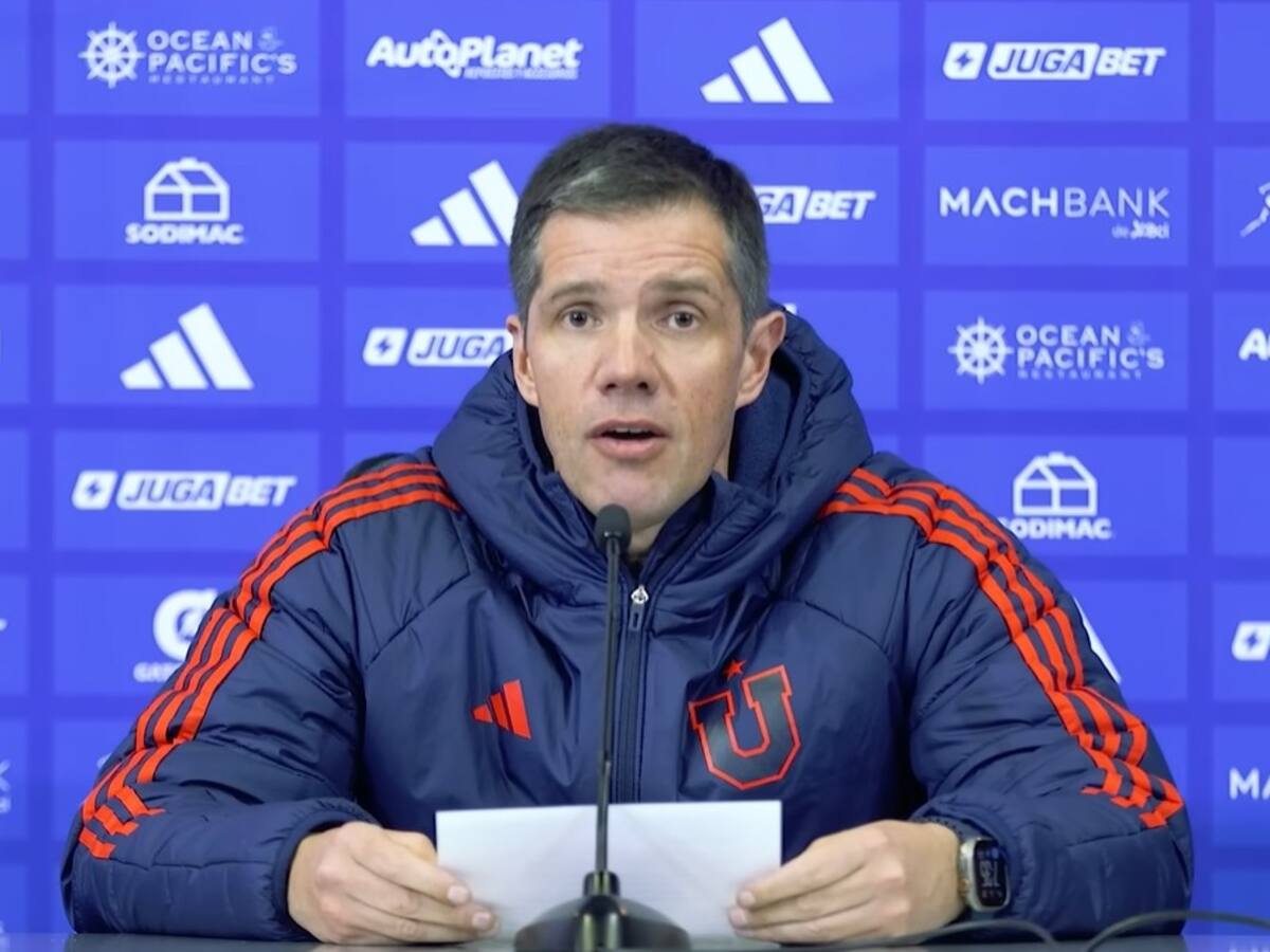 Michael Clark desestima dos propuestas de sus opositores para dejar la presidencia de Azul Azul