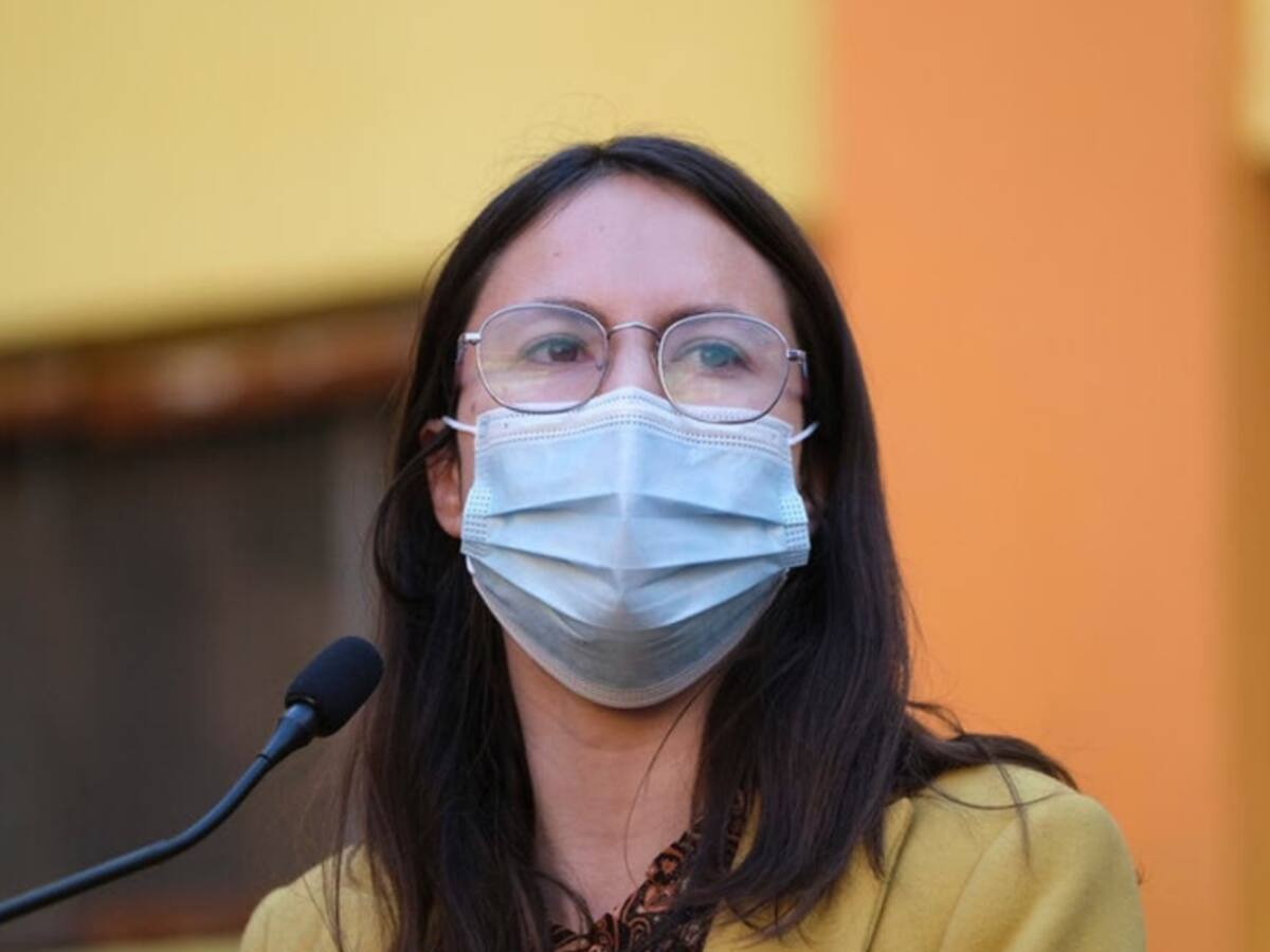 «No es el camino»: Alcaldesa Irací Hassler condenó hechos de violencia en las afueras del Instituto Nacional