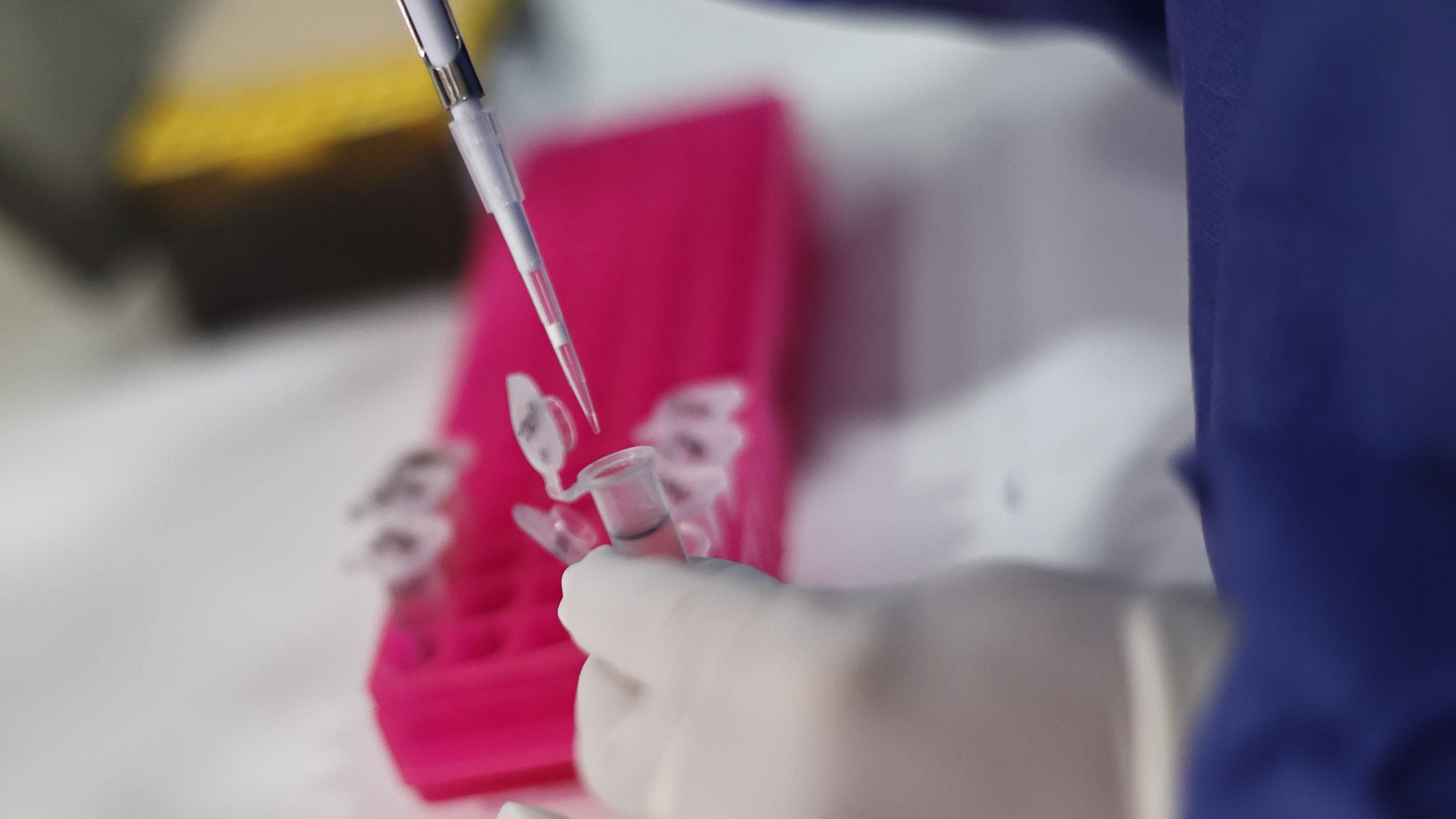 Cuestionan al ISP por frenar opciones más económicas de medicamentos para bajar de peso