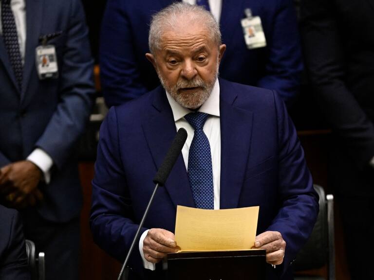 Brasil: Lula da Silva asume por tercera vez como presidente
