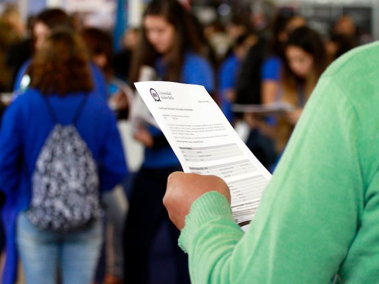 Carrera de Derecho: cuánto gana en promedio un abogado en Chile (y cuánto campo laboral tiene)