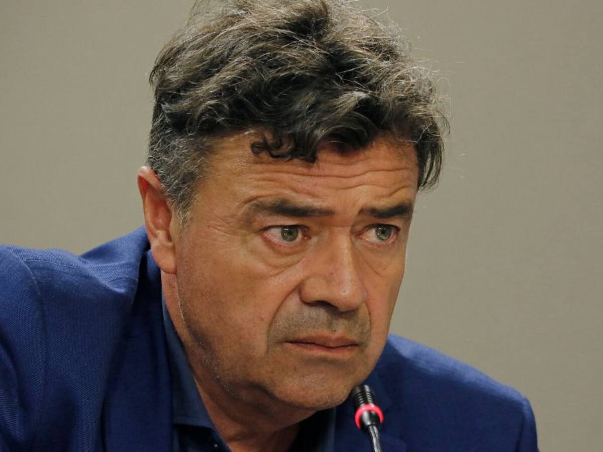 Ministro de Agricultura califica como «patos malos» a autores de incendios forestales en el país