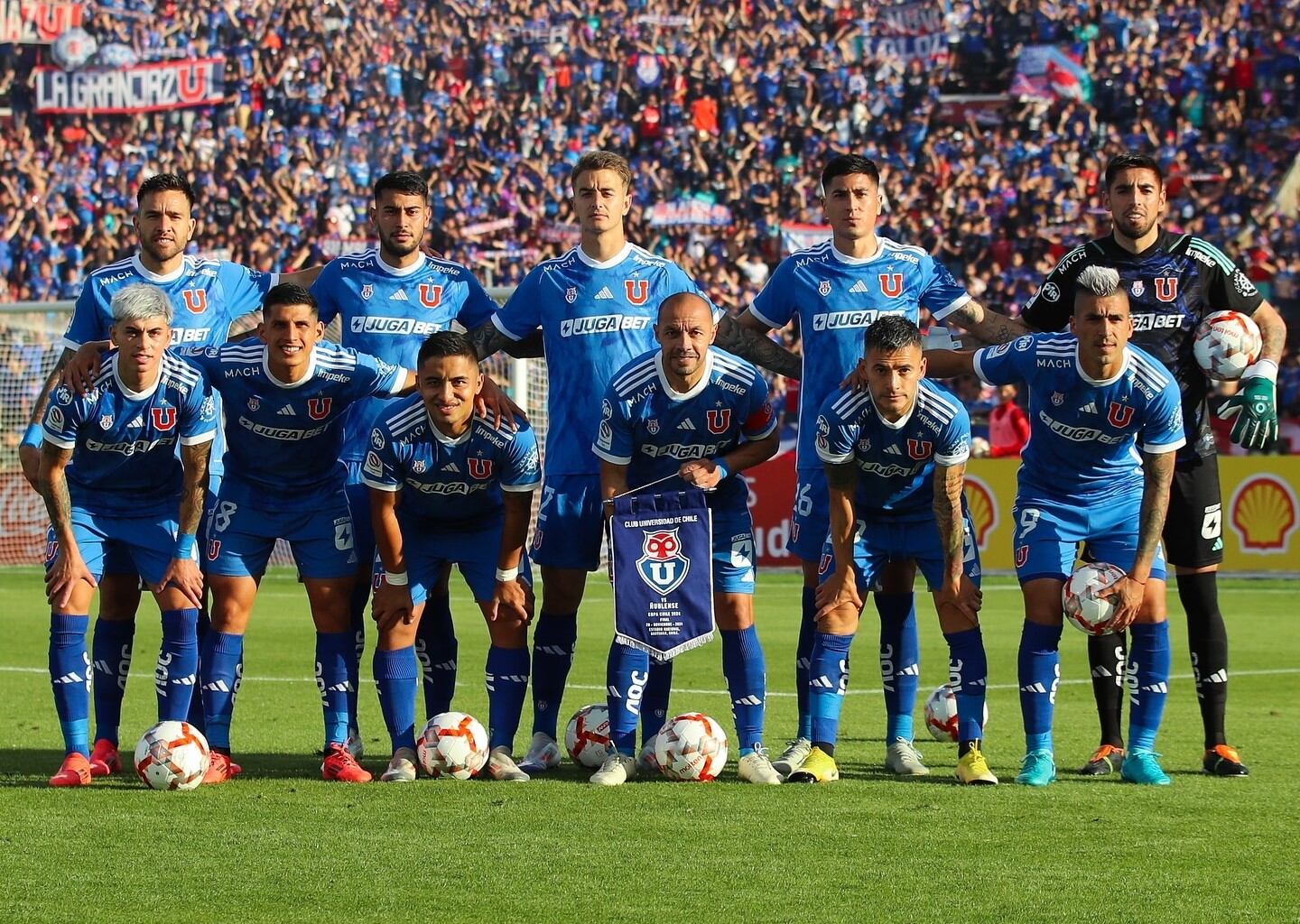 X: Universidad de Chile
