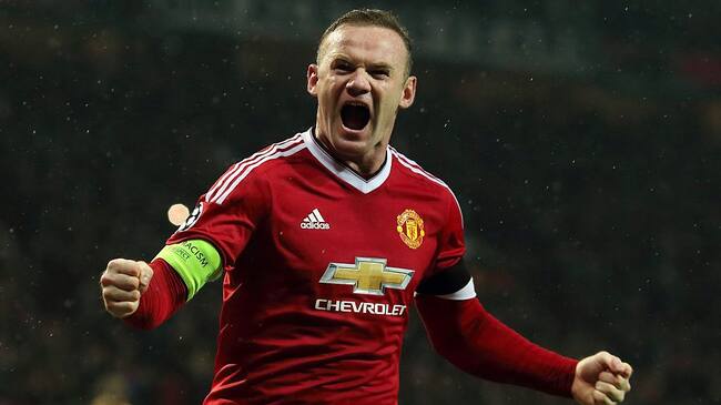 MANCHESTER, UNITED KINGDOM - NOVEMBER 03: Wayne Rooney of Manchester United celebrates after scoring a goal to make it 1-0 during the UEFA Champions League match between Manchester United FC and PFC CSKA Moskva on November 3, 2015 in Manchester, United Kingdom. (Photo by Matthew Ashton - AMA/Getty Images)
