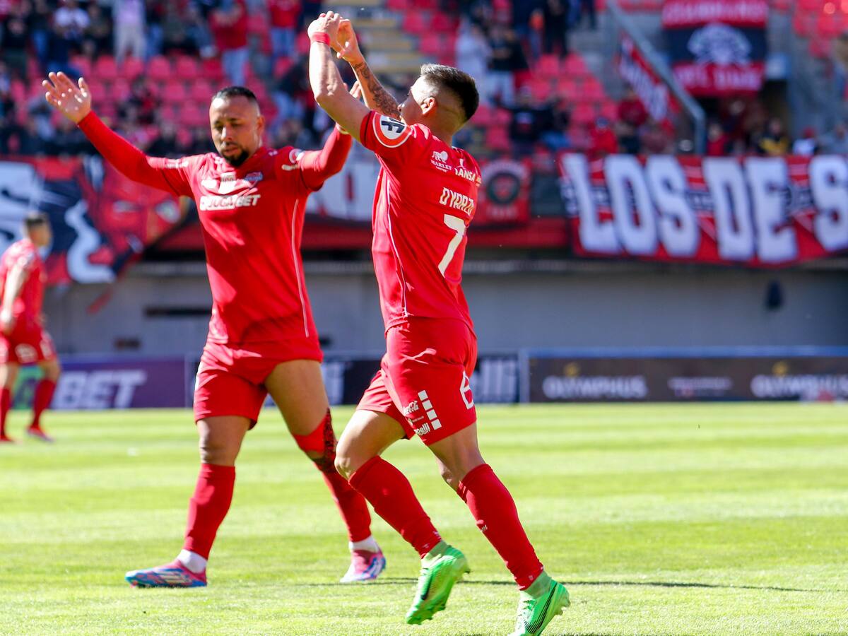 Ñublense vuelve a ganar en casa al vencer a Cobresal y sueña con ir a torneos internacional