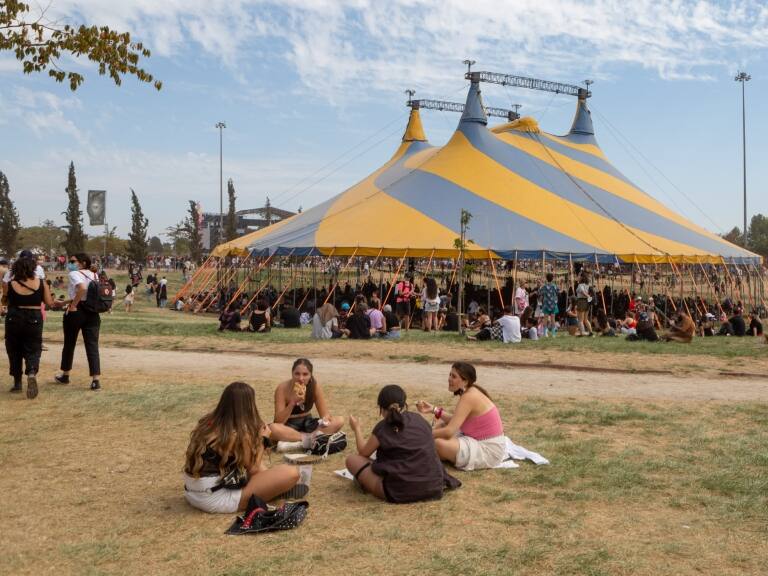 Joven sufre un asalto con una cortapluma al interior del Lollapalooza 2023