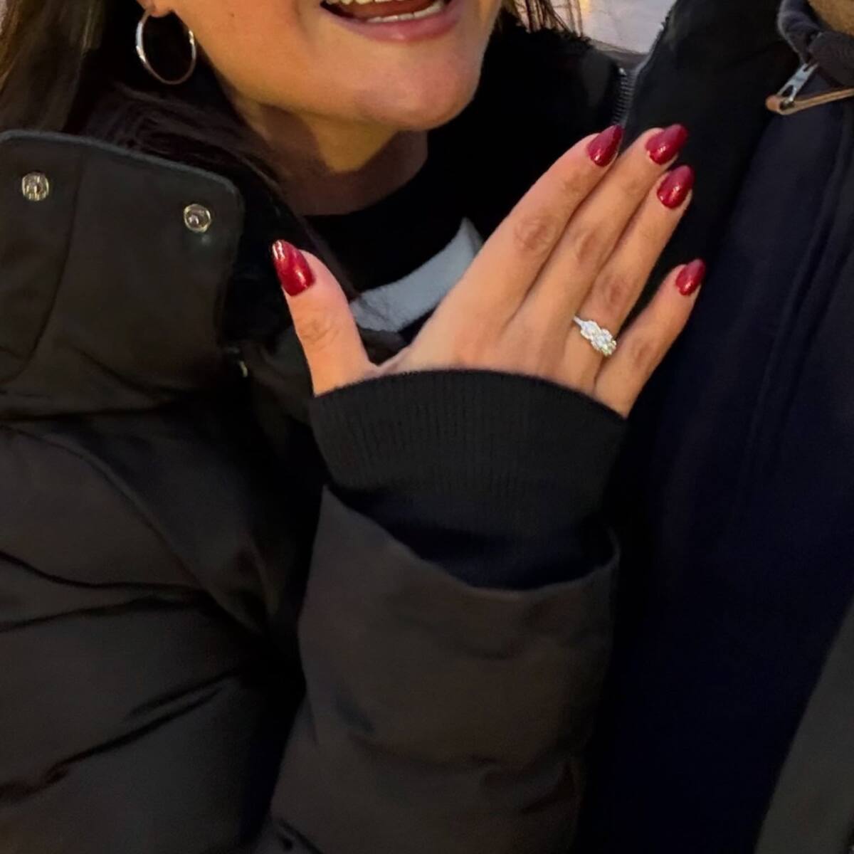 Periodista de TV confirma matrimonio con figura de la política chilena: “Juntos por siempre”
