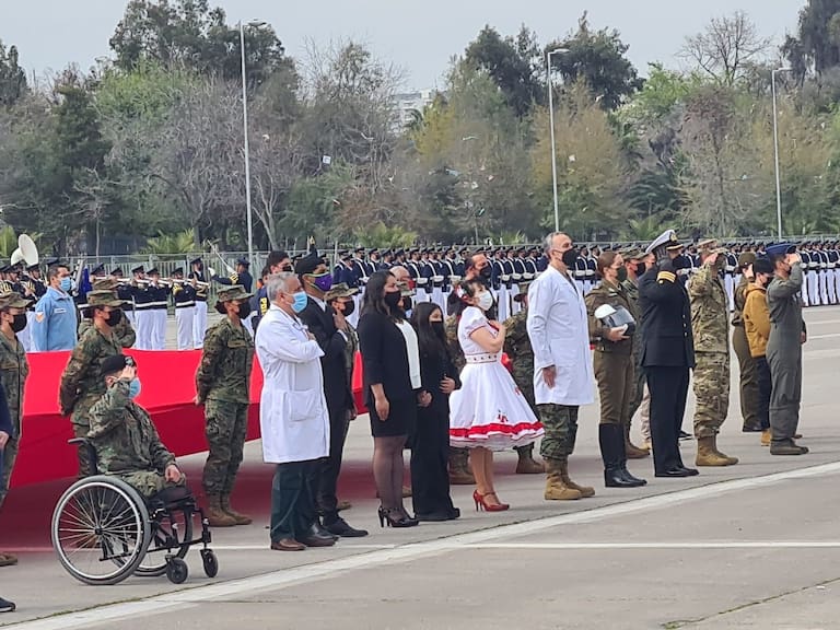 Parada Militar 2021: homenaje a personal de salud, heridos y fallecidos por covid-19 marcó introducción