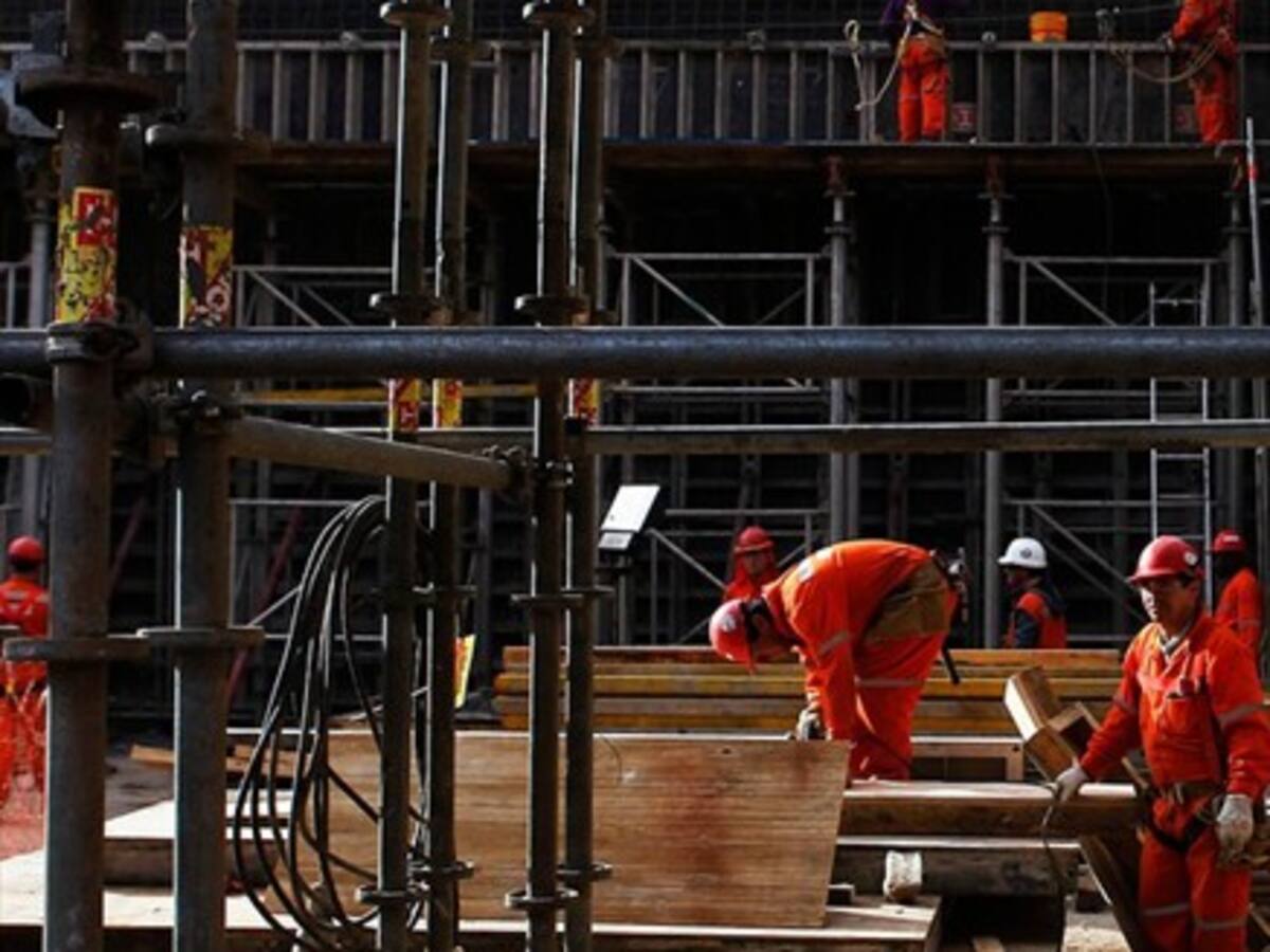 Imacec de abril creció un 0,7%