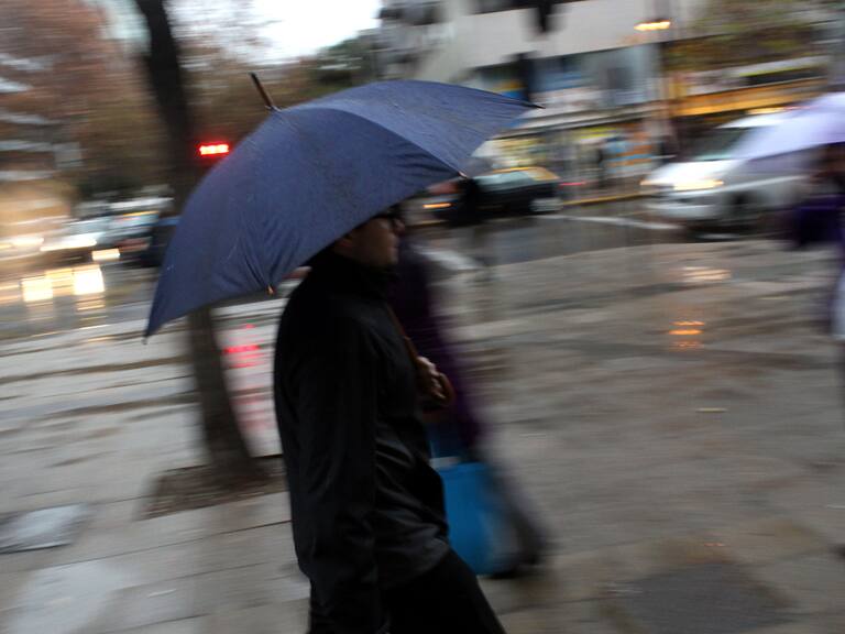 “Características de temporal”: así será el nuevo río atmosférico que traerá fuertes lluvias a Chile